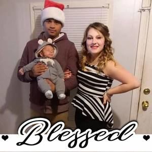 Meet your Posher, Alexus